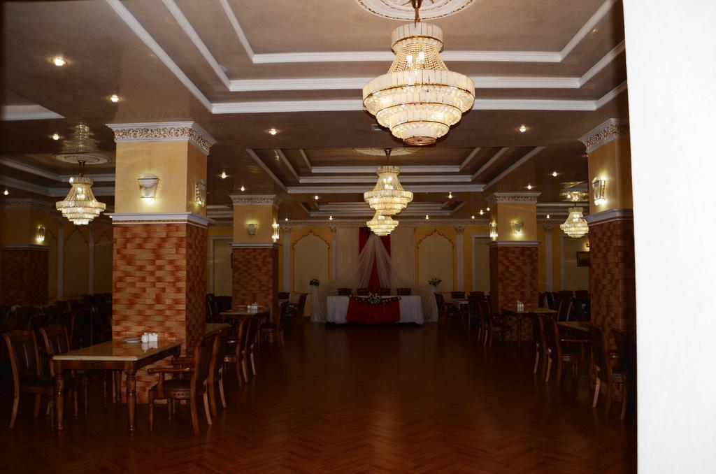 Saryarka Hotel Astana Eksteriør bilde
