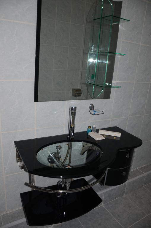 Saryarka Hotel Astana Rom bilde